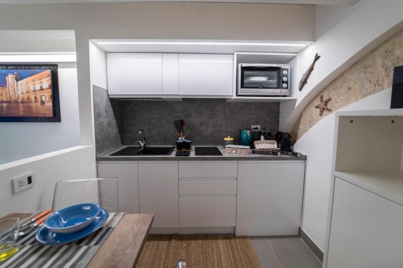Ortigia Charme Piazza Duomo Apartment Syracuse Ngoại thất bức ảnh
