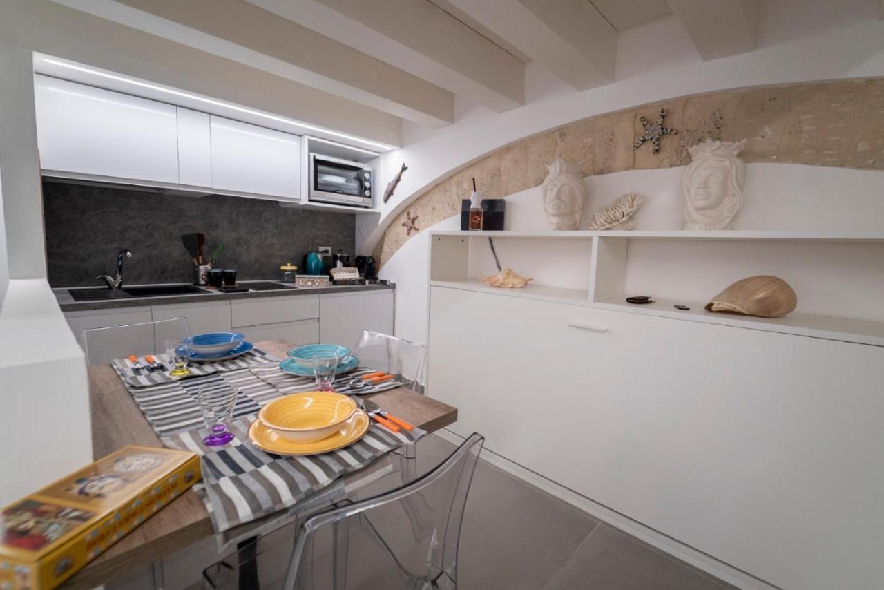 Ortigia Charme Piazza Duomo Apartment Syracuse Ngoại thất bức ảnh
