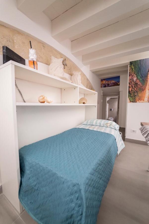 Ortigia Charme Piazza Duomo Apartment Syracuse Ngoại thất bức ảnh