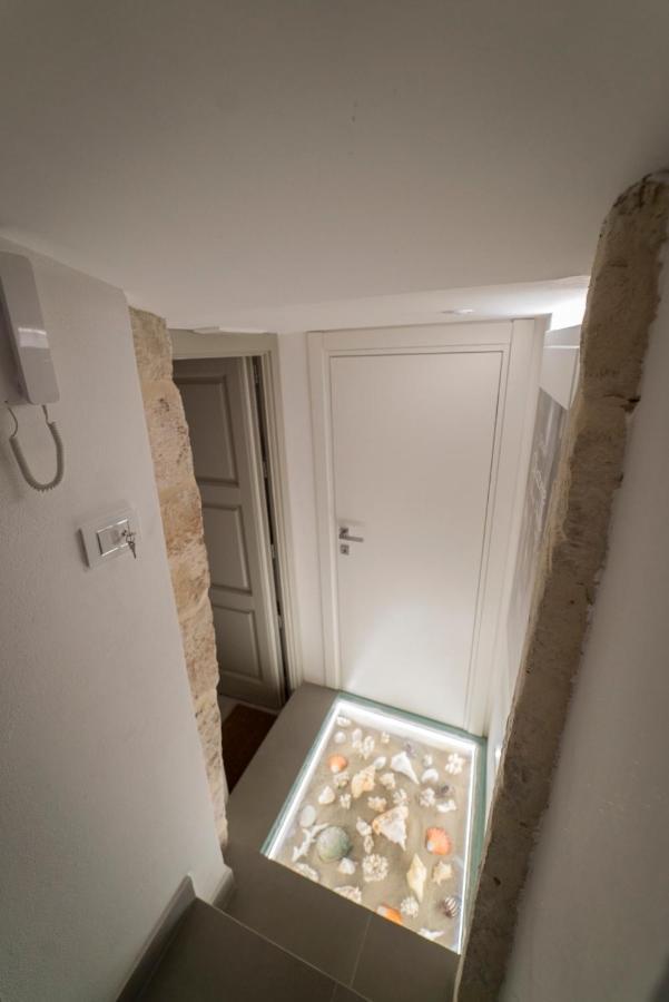 Ortigia Charme Piazza Duomo Apartment Syracuse Ngoại thất bức ảnh